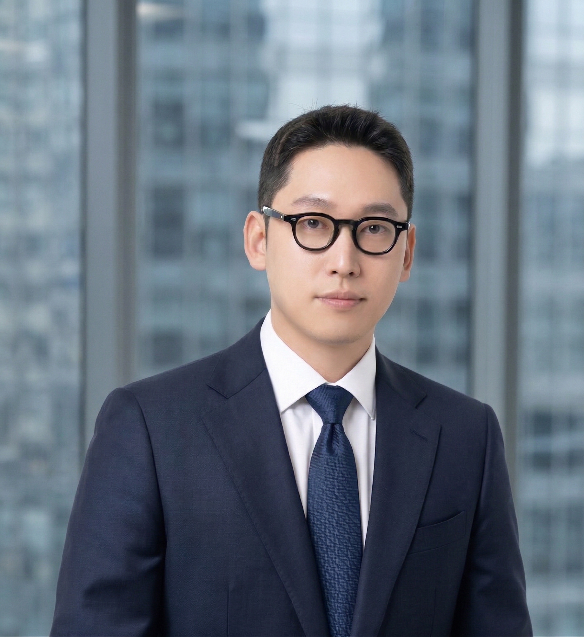 유환진 대표변호사 프로필 사진